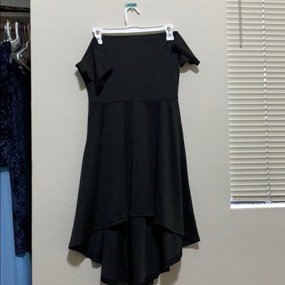 Off the shoulder high low dress NEVER WORN - Picture 1 of 1